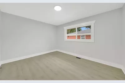 153 W 27th Place, Chicago Heights, IL 60411 - Photo 19