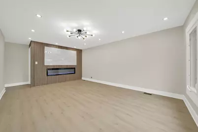 153 W 27th Place, Chicago Heights, IL 60411 - Photo 7
