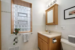 1633 W Olive Ave, Chicago, IL 60660 - Photo 27