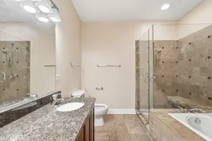 6410 N Hoyne Ave, Chicago, IL 60645 - Photo 7