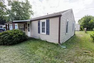 141 Belle Aire Ave, Bourbonnais, IL 60914 - Photo 5