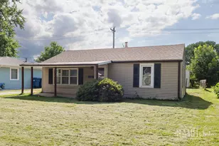 141 Belle Aire Ave, Bourbonnais, IL 60914 - Photo 3