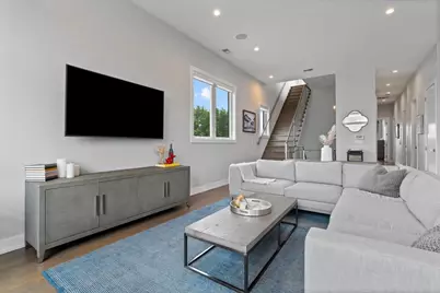 2145 W Augusta Boulevard #3PH, Chicago, IL 60622 - Photo 9