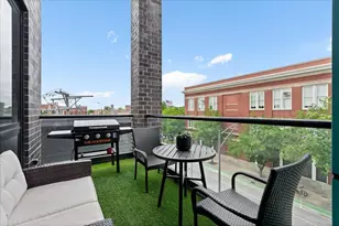 2145 W Augusta Blvd, Chicago, IL 60622 - Photo 13