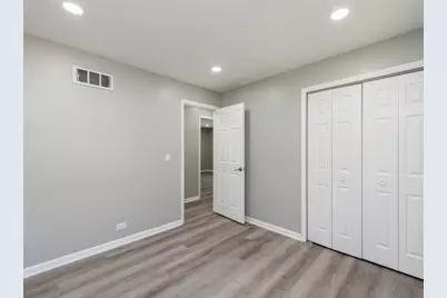 10350 W California Avenue, Beach Park, IL 60099 - Photo 15