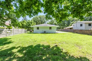 10350 W California Ave, Beach Park, IL 60099 - Photo 27
