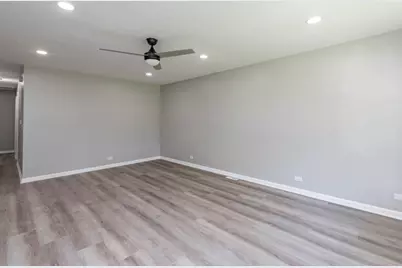 10350 W California Avenue, Beach Park, IL 60099 - Photo 7