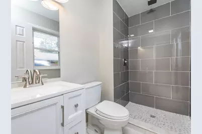 10350 W California Avenue, Beach Park, IL 60099 - Photo 13