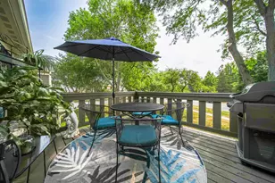 1211 Emerson Ln, Libertyville, IL 60048 - Photo 13