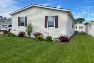 34 Petunia Cir, Matteson, IL 60443 - Photo 1