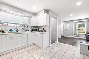 4800 S Lavergne Ave, Chicago, IL 60638 - Photo 5