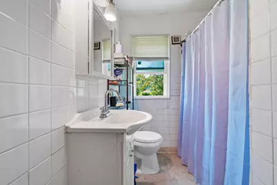 10152 S Bensley Avenue, Chicago, IL 60617 - Photo 5