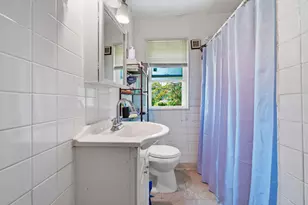 10152 S Bensley Ave, Chicago, IL 60617 - Photo 5