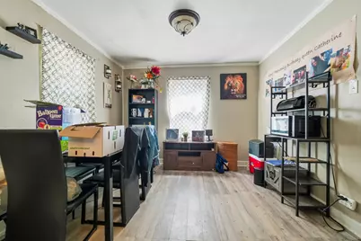 10152 S Bensley Avenue, Chicago, IL 60617 - Photo 3