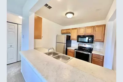 1363 Cunat Court #1A, Lake in the Hills, IL 60156 - Photo 7