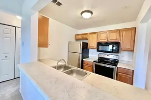 1363 Cunat Ct, Lake in the Hills, IL 60156 - Photo 7