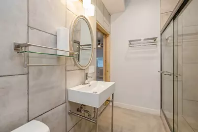 724 W 18th Street #G, Chicago, IL 60616 - Photo 17