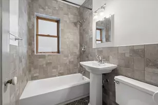 717 W Junior Terrace, Chicago, IL 60613 - Photo 15