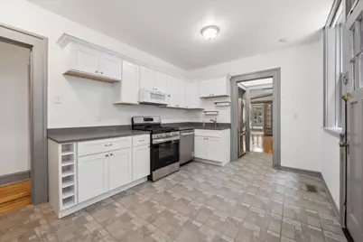 717 W Junior Terrace #1, Chicago, IL 60613 - Photo 9