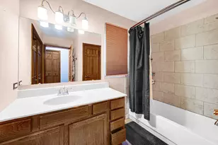 3423 Grandmore Ave, Gurnee, IL 60031 - Photo 13