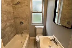 6444 S Eberhart Ave, Chicago, IL 60637 - Photo 21