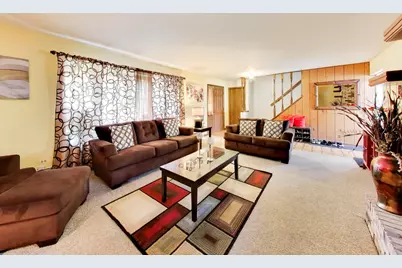 18026 State Line Avenue, Lansing, IL 60438 - Photo 7