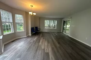 2920 Bartlett Ct, Naperville, IL 60564 - Photo 5
