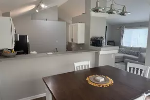2314 Twilight Dr, Aurora, IL 60503 - Photo 9