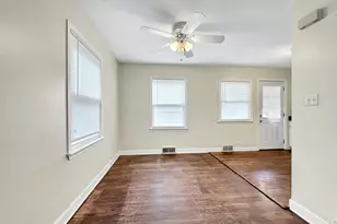 830 N Loomis St, Naperville, IL 60563 - Photo 5