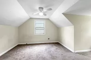 830 N Loomis St, Naperville, IL 60563 - Photo 9