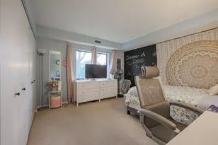 1105 N Mill St, Naperville, IL 60563 - Photo 17