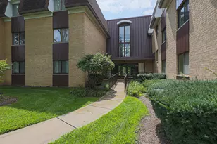 1105 N Mill St, Naperville, IL 60563 - Photo 31