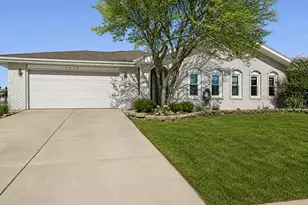 7612 Wheeler Dr, Orland Park, IL 60462 - Photo 1