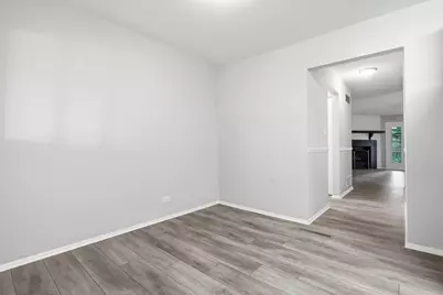 641 Clover Road, Wauconda, IL 60084 - Photo 13