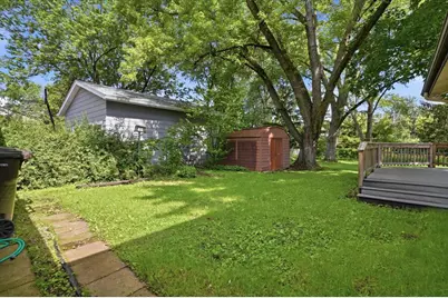 641 Clover Road, Wauconda, IL 60084 - Photo 33