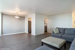 3550 N Lake Shore Dr, Chicago, IL 60657 - Photo 5