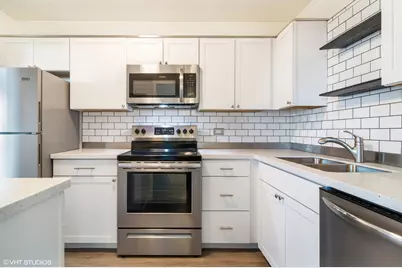 3550 N Lake Shore Drive #1003, Chicago, IL 60657 - Photo 11