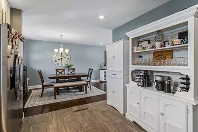 5814 Essex Road, Oak Forest, IL 60452 - Photo 5