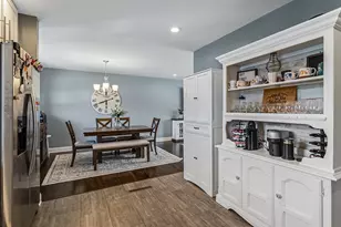 5814 Essex Rd, Oak Forest, IL 60452 - Photo 5