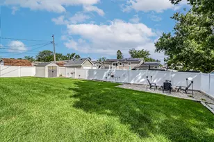 5814 Essex Rd, Oak Forest, IL 60452 - Photo 17