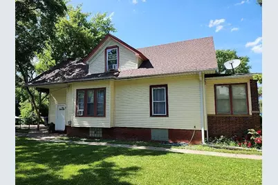 28 S Fulton Avenue #2, Waukegan, IL 60085 - Photo 3