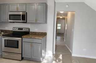 28 S Fulton Ave, Waukegan, IL 60085 - Photo 5