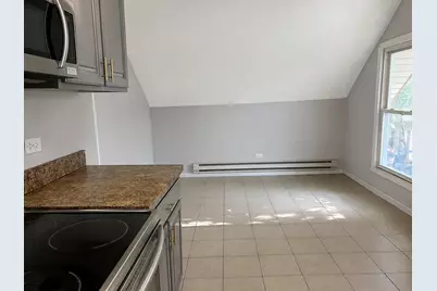 28 S Fulton Avenue #2, Waukegan, IL 60085 - Photo 11