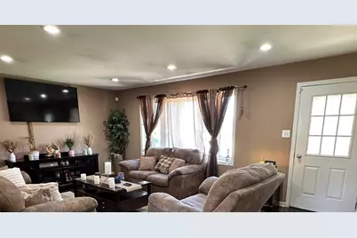 6908 Townsend Boulevard, Plainfield, IL 60586 - Photo 3
