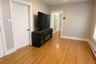4925 W Henderson St, Chicago, IL 60641 - Photo 5