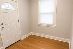 4925 W Henderson St, Chicago, IL 60641 - Photo 17