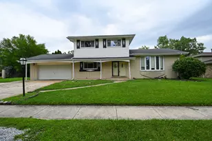 16417 Blair Ln, Oak Forest, IL 60452 - Photo 1