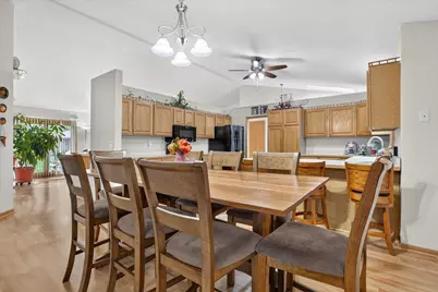 6633 Shadybrook Trail, Loves Park, IL 61111 - Photo 19