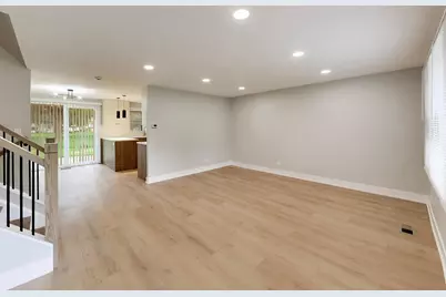 917 Aimtree Place, Schaumburg, IL 60194 - Photo 3