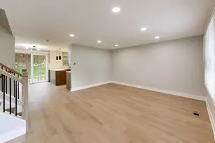 917 Aimtree Pl, Schaumburg, IL 60194 - Photo 3